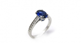 R1041 - prsten vyrobený z bílého zlata s modrým safírem a diamanty - foto č. 138
